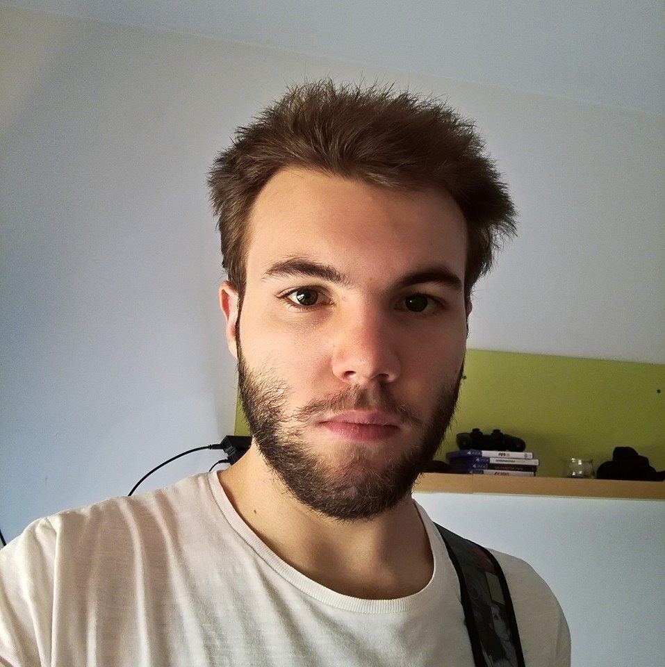 <em>Alex Suárez</em>